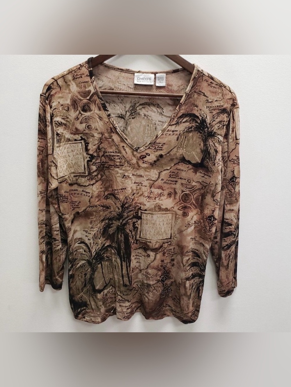 Chico's Travelers Collection Palm Tree Print V-Neck Top in Tan & Brown